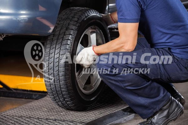 Переваги та недоліки ремонту шин