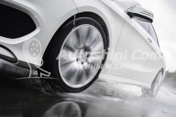 Влияние глубины протектора шины на торможение на мокрой дороге